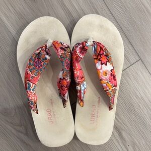 Women's Floral Sandals size 6
